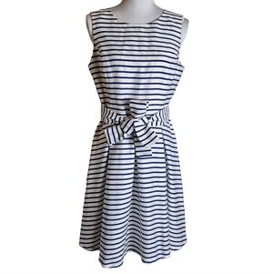 Nine West White Blue Striped Pleated Dress Sz 6 Fit Flare Belted Nautical Preppy